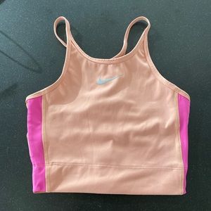 Nike Crop Top